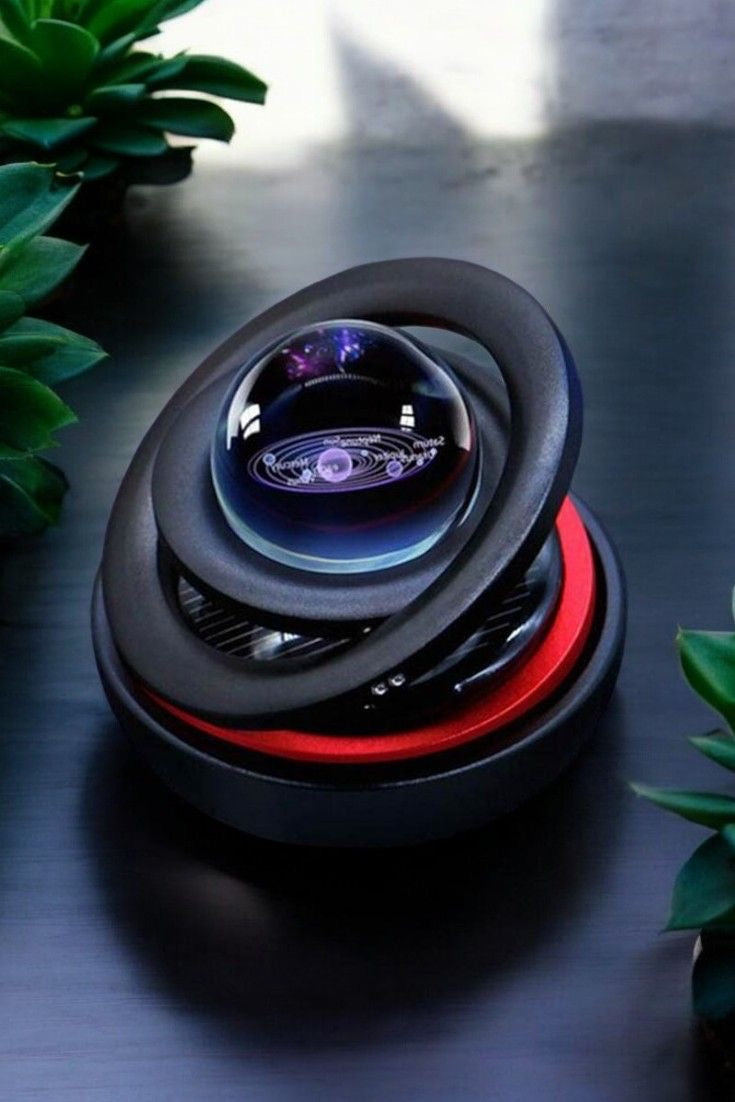 Mini parfum pour voiture, planète rotative solaire, aromathérapie automatique